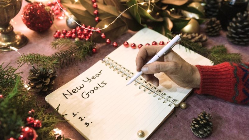 Use Holiday Downtime to Map Your 2026 Job Search